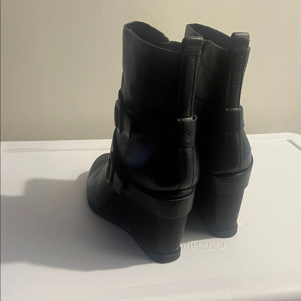 Black KORK -EASE Ankle Boots - Picture 3 of 7
